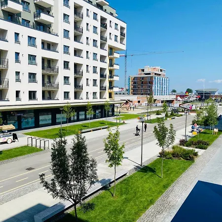 Roadstar Apartmants Coresi Apartment *